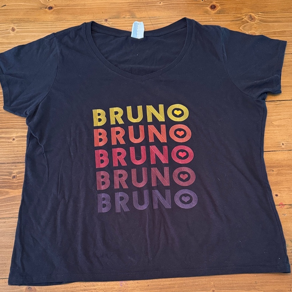 Vibrant Black T-Shirt with Multicolor‎ Bruno Design